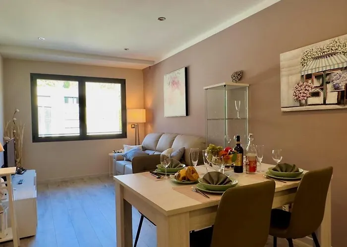 4 Seasons Apartment